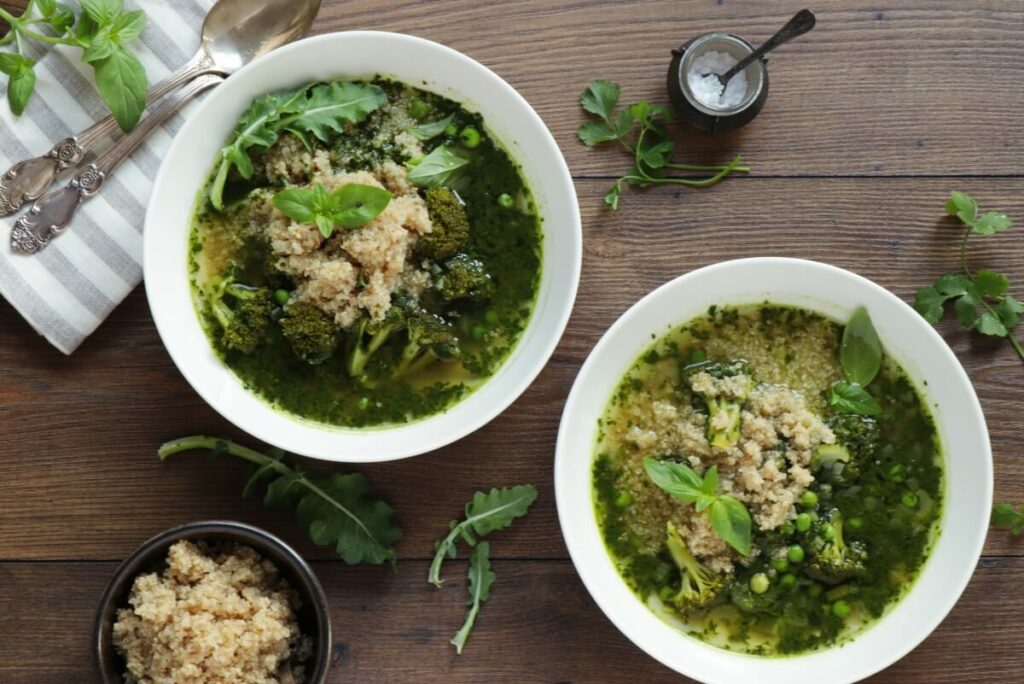 How to serve Green Spring Soup