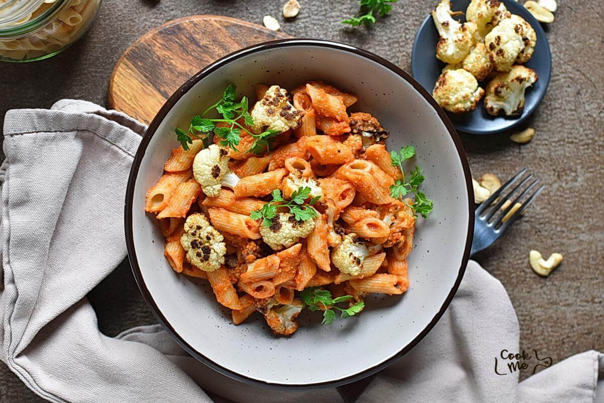Red Pepper Pasta with Roasted Cauliflower