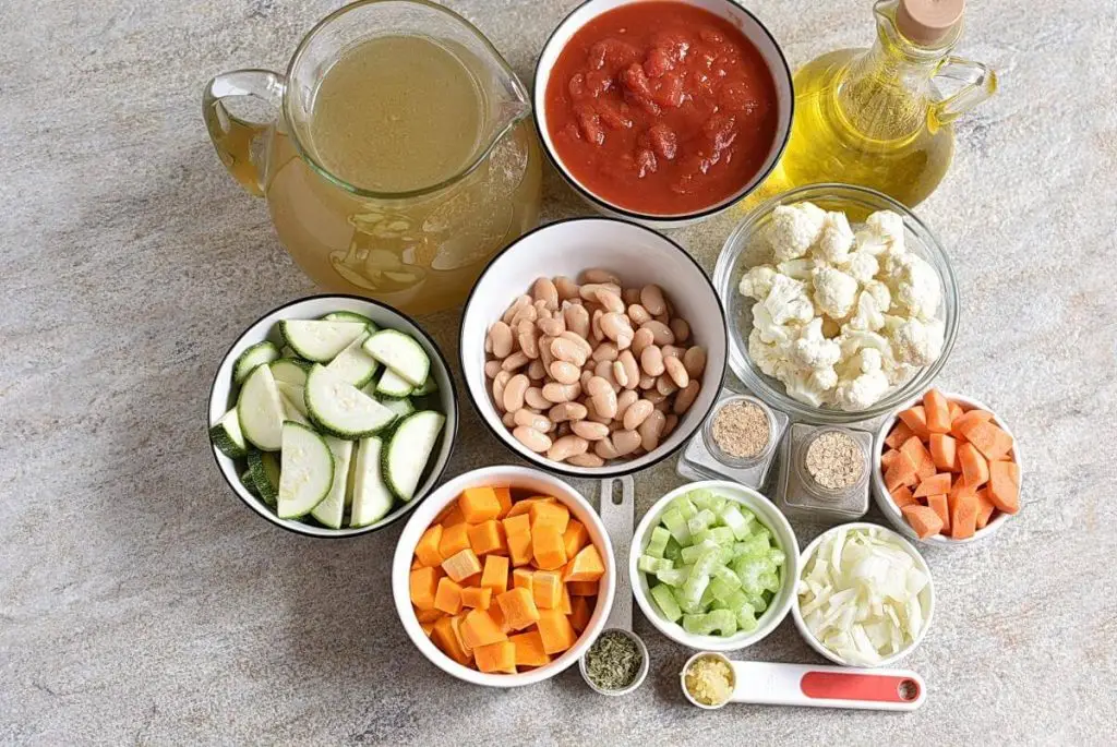 Ingredients for Roasted Tomato and Vegetable Soup