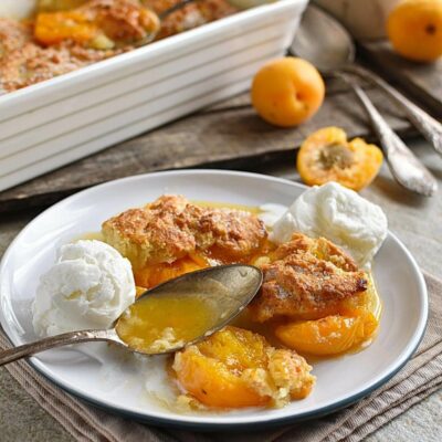Apricot Cobbler Recipes– Homemade Apricot Cobbler – Easy Apricot Cobbler