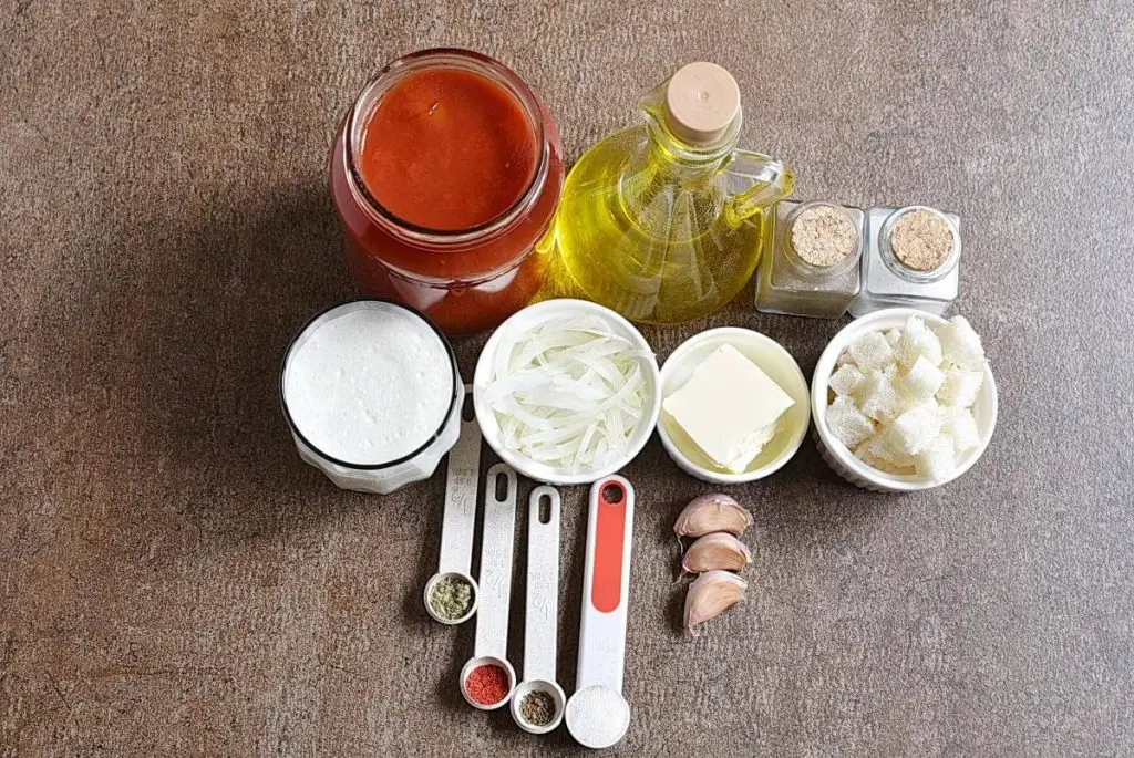 Ingredients for Creamy Tomato Soup with Buttery Croutons
