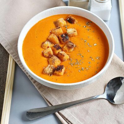 Creamy Tomato Soup with Buttery Croutons Recipes– Homemade Creamy Tomato Soup with Buttery Croutons – Easy Creamy Tomato Soup with Buttery Croutons