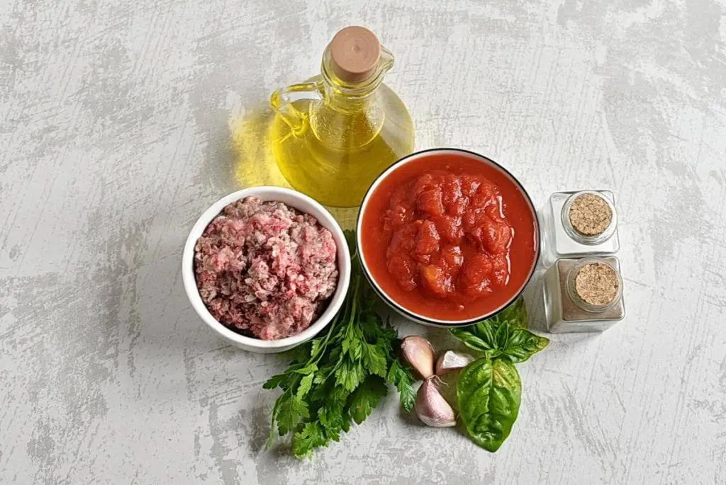 Ingredients for Easy Spaghetti Sauce