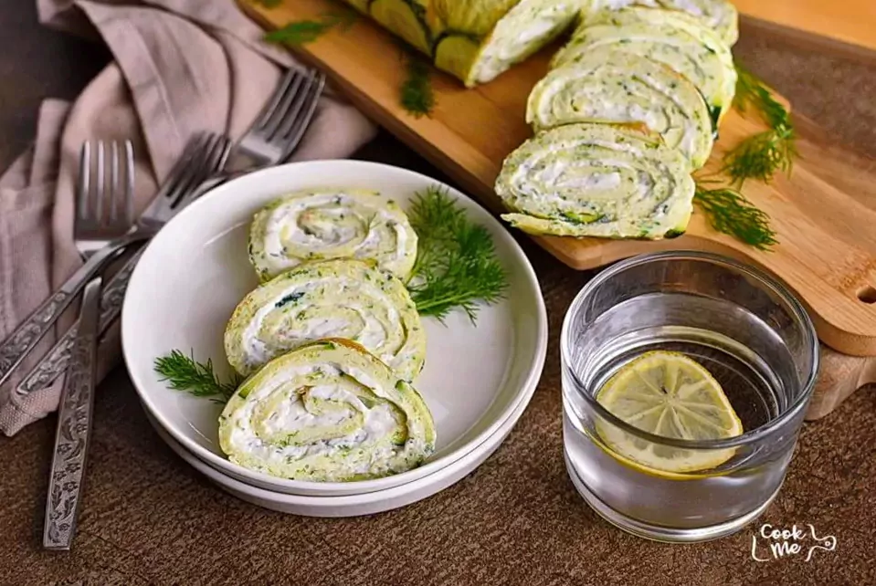 Low-Carb Zucchini Roll
