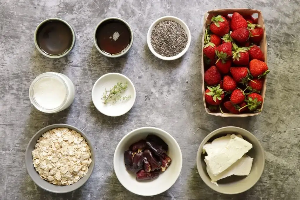Ingredients for Skinny No-Bake Strawberry Cheesecake Tart