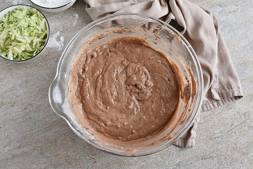 Vegan Chocolate Zucchini Cake recipe - step 3