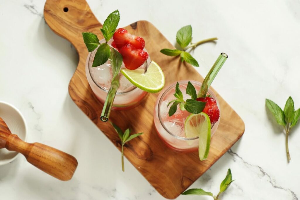 How to serve Virgin Strawberry Mojito