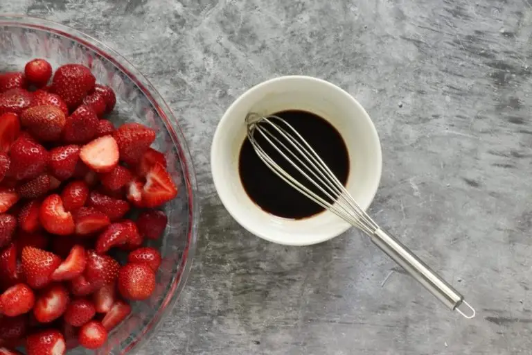 Whipped Feta Dip with Roasted Strawberries recipe - step 2