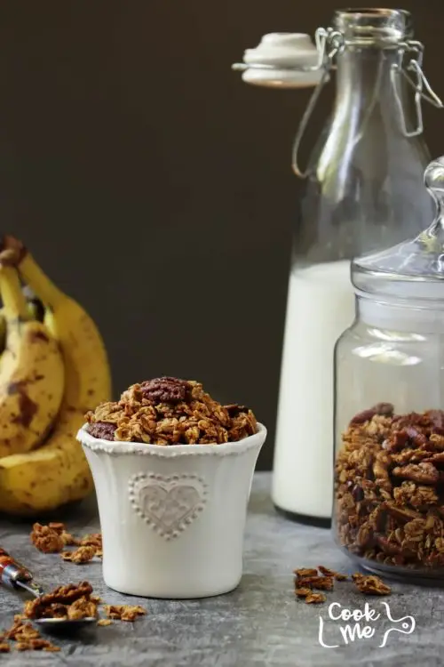 Banana Bread Granola