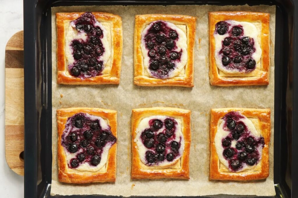 Blueberry Cream Cheese Danish recipe - step 9