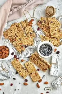 Easy Chewy Granola Bars