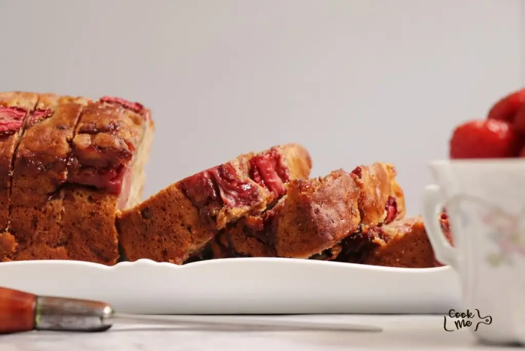 Easy Strawberry Banana Bread
