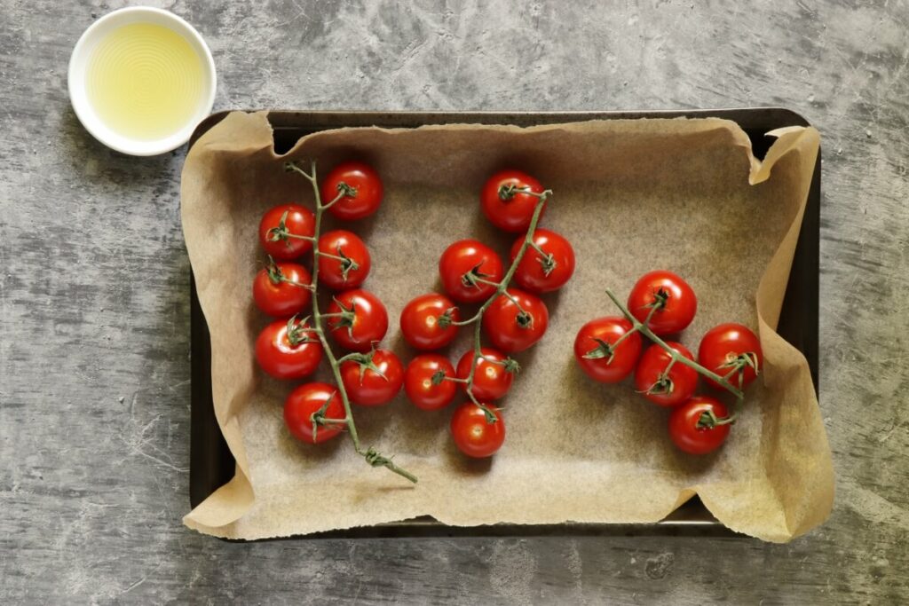Polenta with Pesto and Roasted Tomatoes recipe - step 2