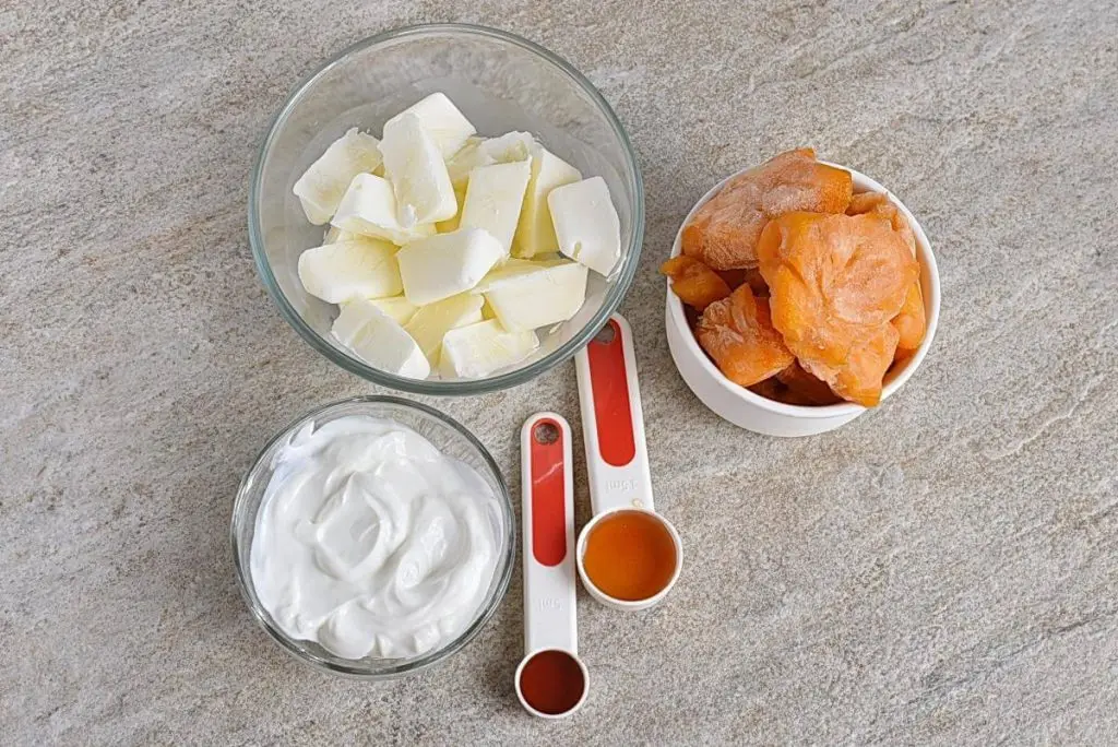Ingredients for Apricot Frozen Yogurt