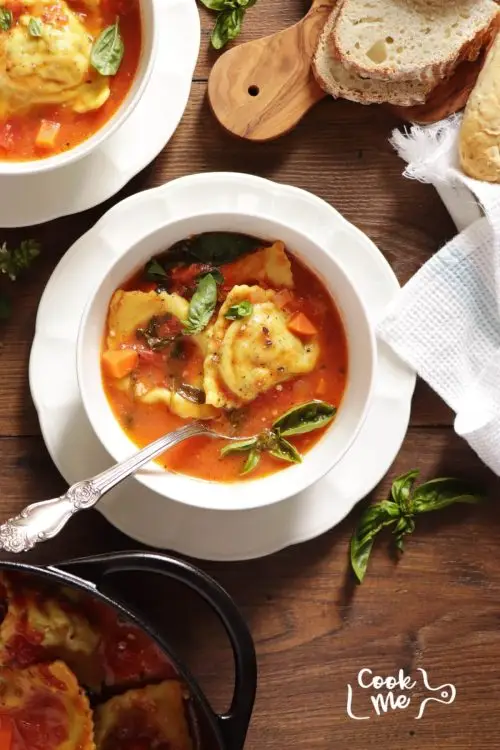Creamy Tuscan Ravioli Soup
