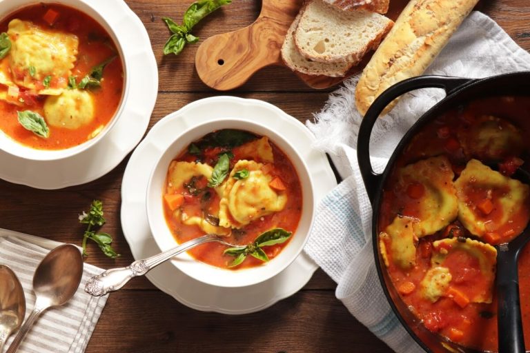 Creamy Tuscan Ravioli Soup Recipe Cook.me Recipes