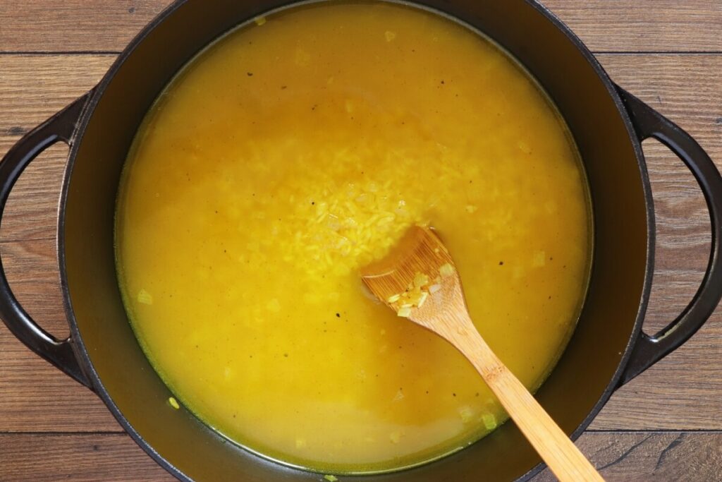 Mediterranean Yellow Rice recipe - step 3