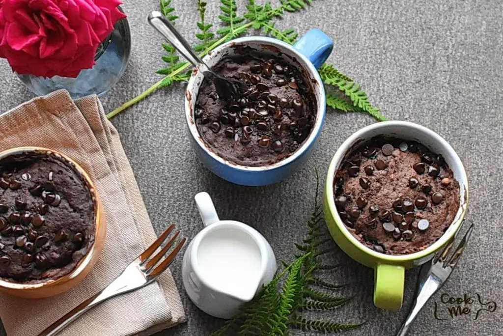 Moist Double Chocolate Cake in a Cup