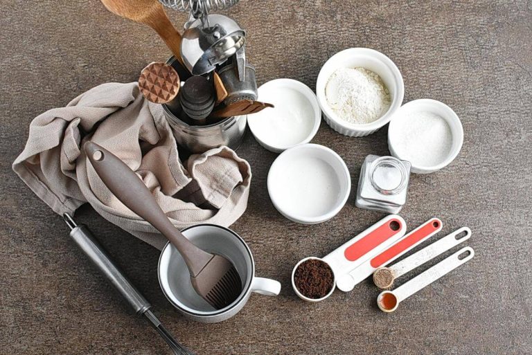 Step 1 - Mug Coffee Cake
