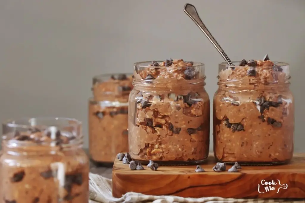 The Best Chocolate Overnight Oats