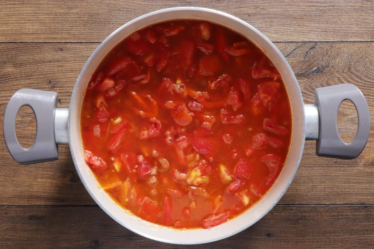 Step 2 - Tomato and Red Pepper Soup