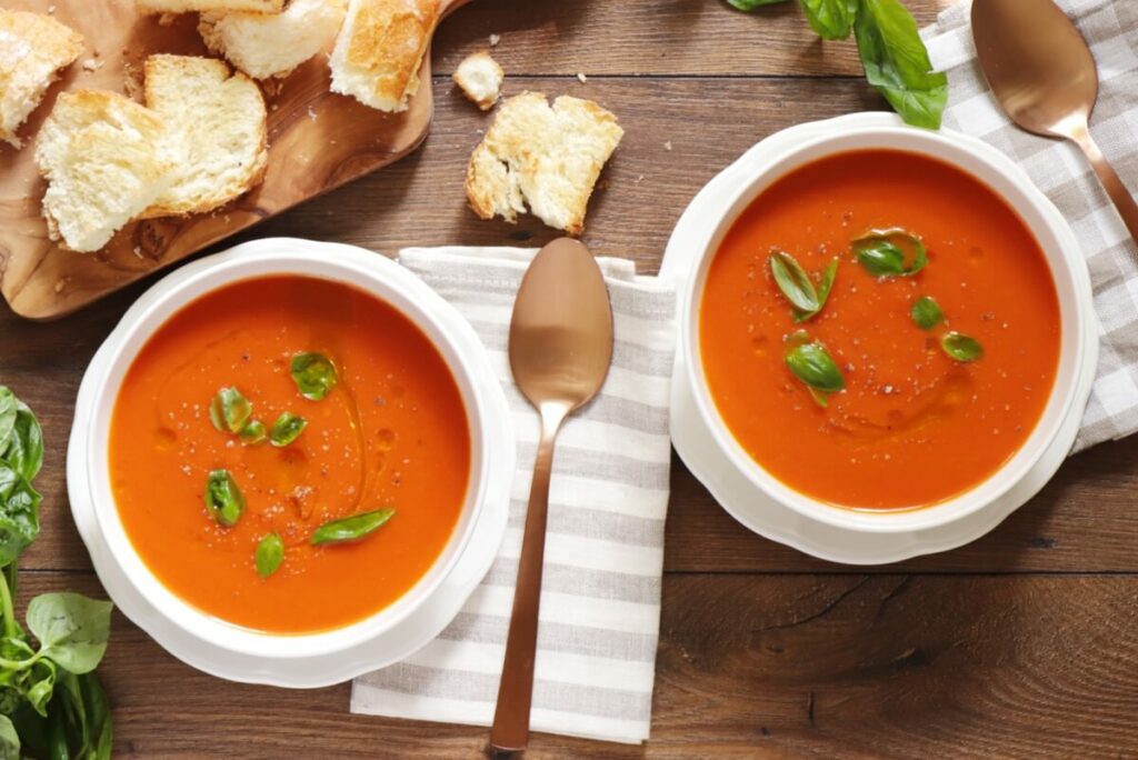 How to serve Tomato and Red Pepper Soup