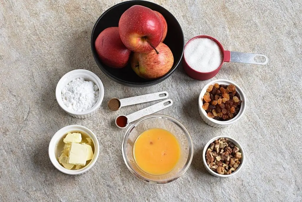 Ingredients for Bratapfeln – German Baked Apples
