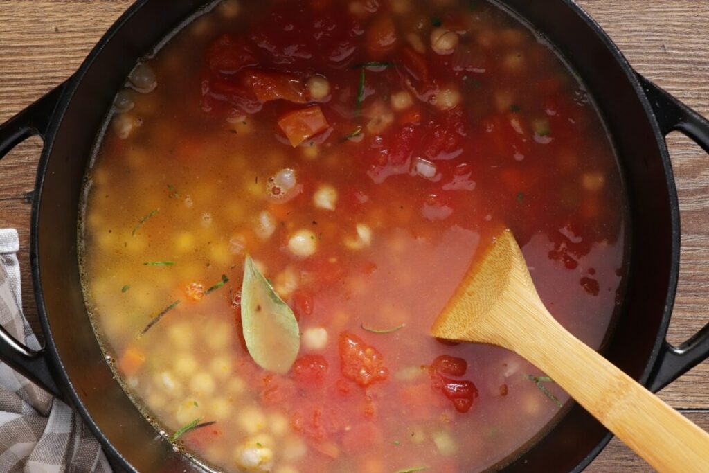 Chickpea Kale Soup recipe - step 2
