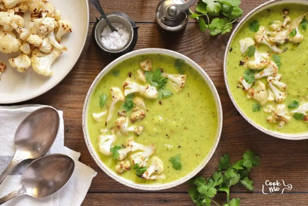 Leek and Turmeric Soup