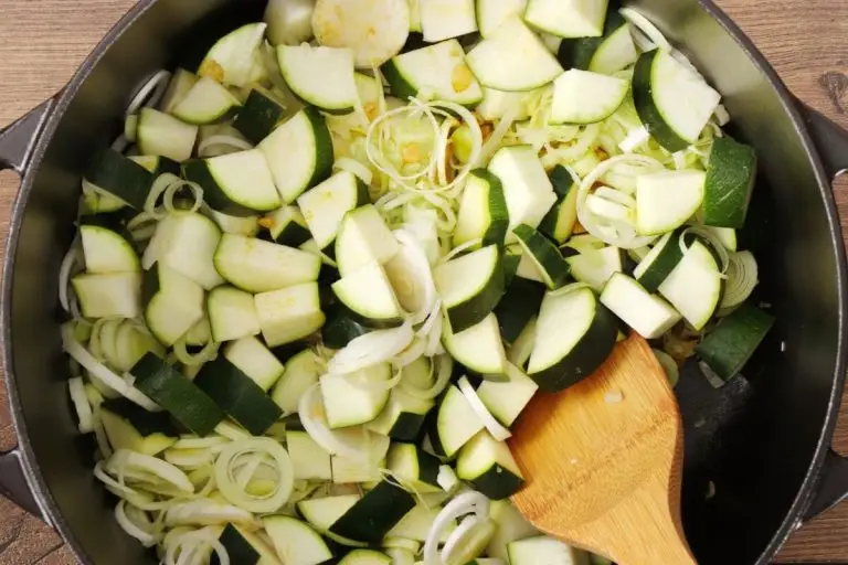 Step 5 - Leek and Turmeric Soup