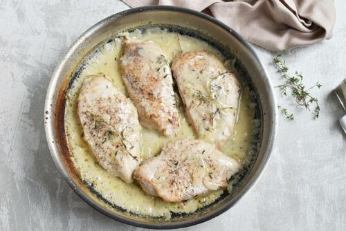 Creamy Lemon Thyme Chicken Recipe - Cook.me Recipes