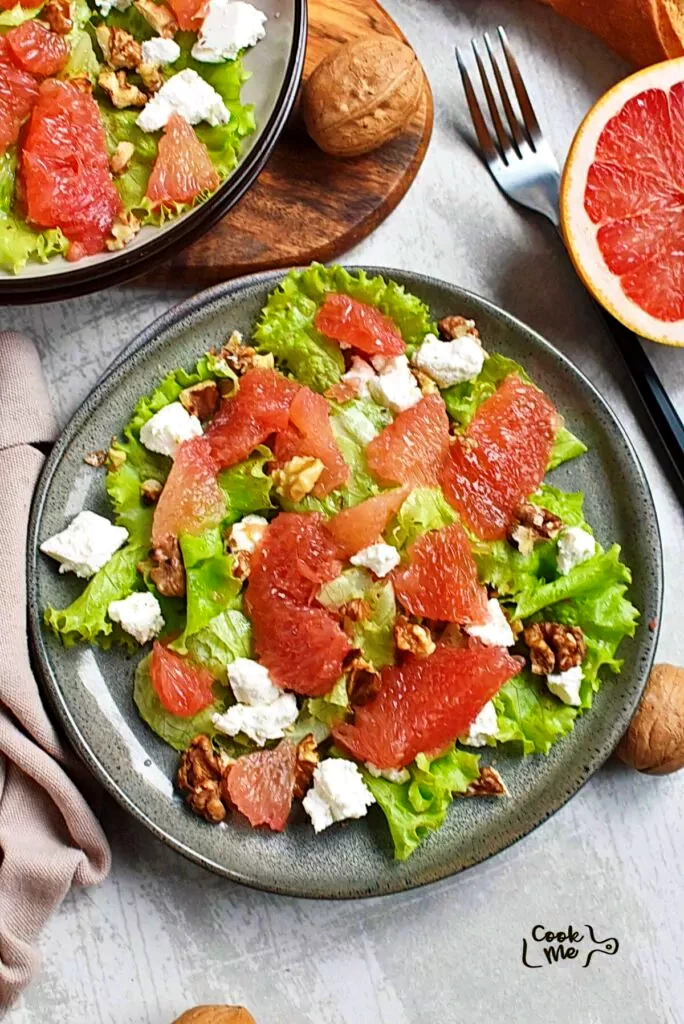 Red grapefruit salad