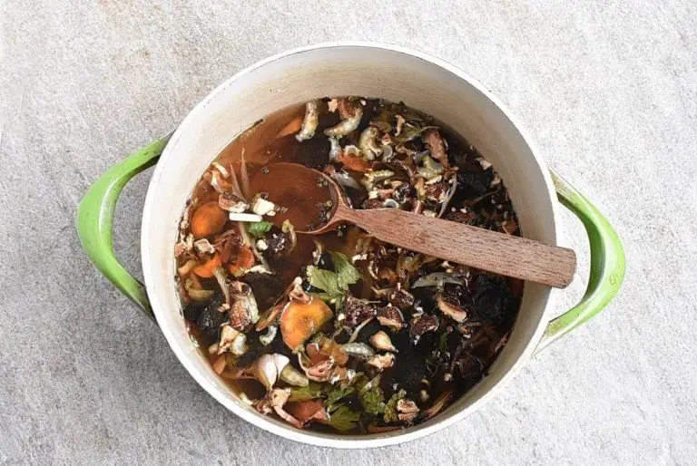 Step 5 - Hearty Vegetarian Umami Broth