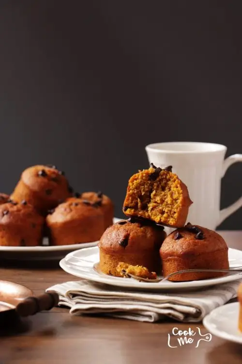 Pumpkin Chocolate Chip Muffins