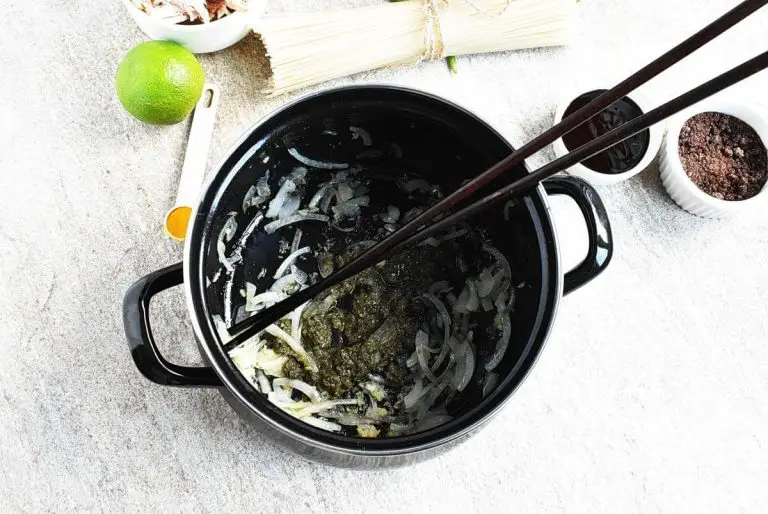Step 2 - Thai-Inspired Chicken and Rice Noodle Soup