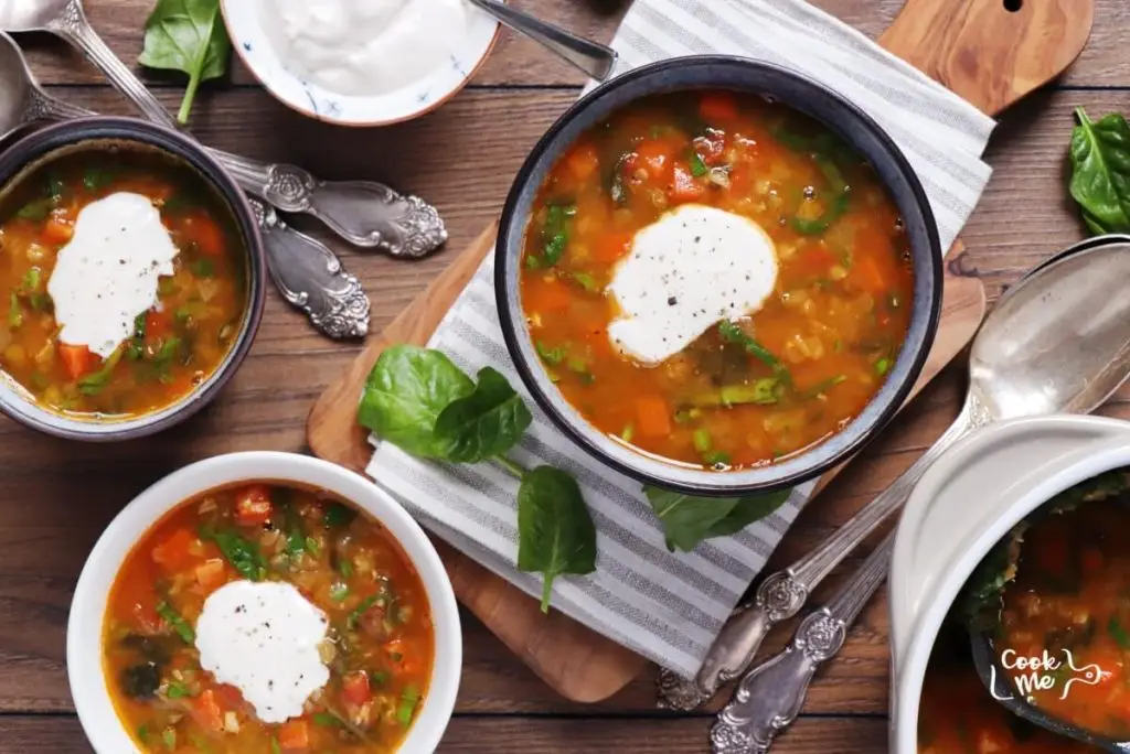 Middle Eastern Spinach Lentil Soup