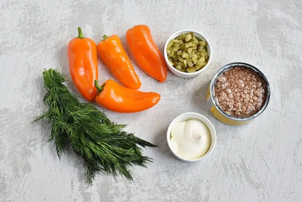 Ingredients for Mini Bell Pepper Carrots with Tuna