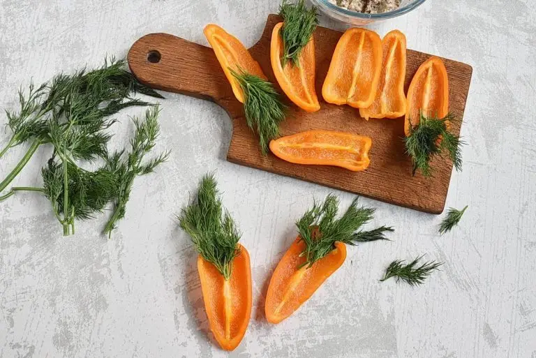 Step 3 - Mini Bell Pepper Carrots with Tuna