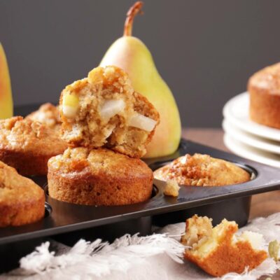 Pear Oatmeal Muffins Recipe-Pear Cardamom Oatmeal Muffins-Oatmeal Pear Muffins