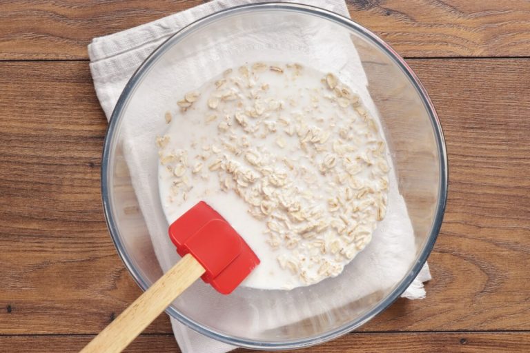 Step 1 - Pear Oatmeal Muffins