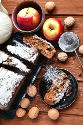 Applesauce Cake