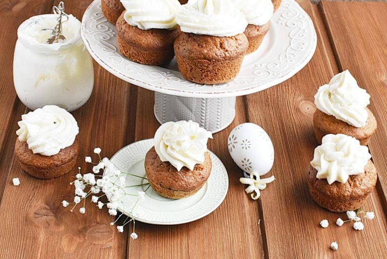 Step 10 - Easy Carrot Cake Muffins