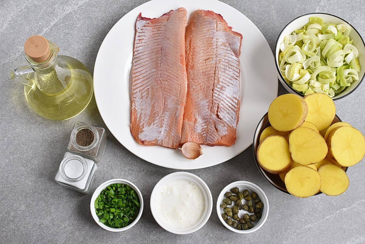 Ingridiens for Sheet-Pan Creamy Salmon, Leeks and Potatoes