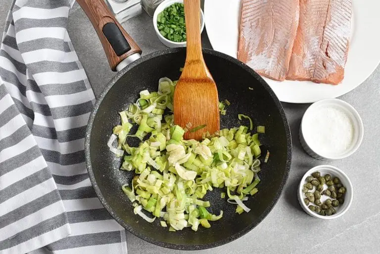 Step 6 - Sheet-Pan Creamy Salmon, Leeks and Potatoes