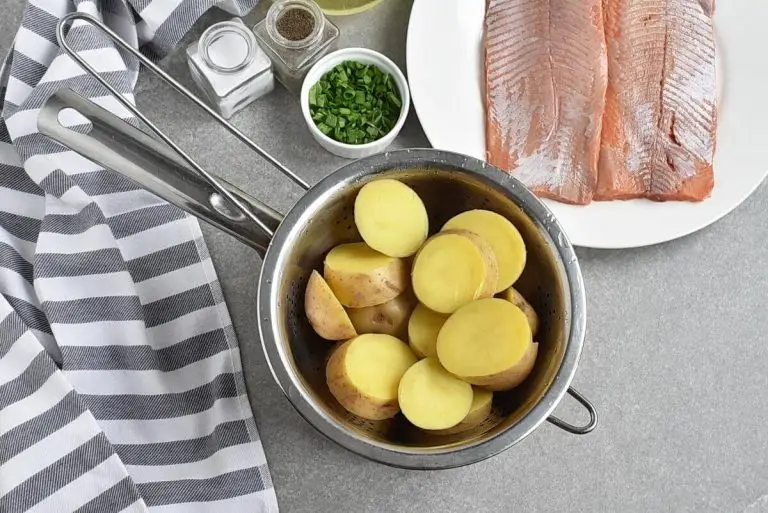 Step 2 - Sheet-Pan Creamy Salmon, Leeks and Potatoes