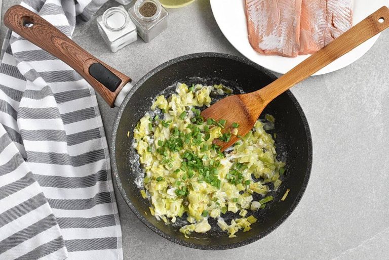 Step 8 - Sheet-Pan Creamy Salmon, Leeks and Potatoes