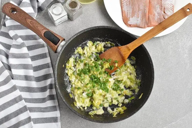 Step 8 - Sheet-Pan Creamy Salmon, Leeks and Potatoes