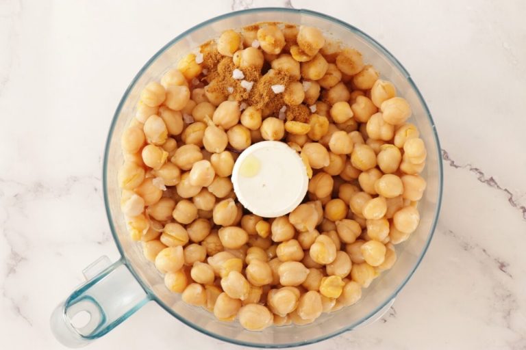 Step 1 - Easter Hummus Pots
