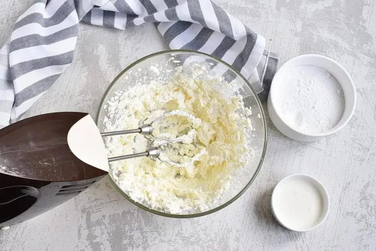 Step 10 - Easy Italian Carrot Cake