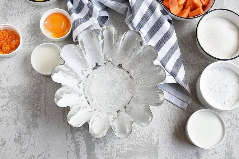 Step 1 - Easy Italian Carrot Cake